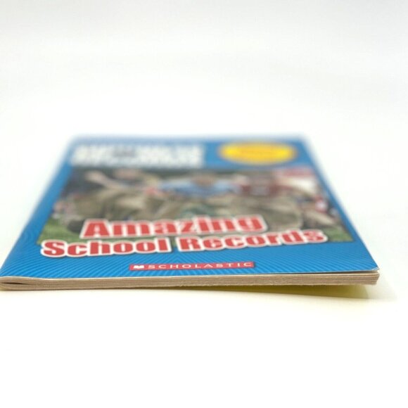 Guiness World Records, Special Student Edition 2005, Paperback / ISBN 0439803519 - Picture 4 of 7